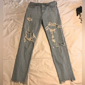 Levi’s premium wedgie jeans, size: 25, loose fit, mom style